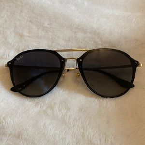 Perfect Condition Ray Bans